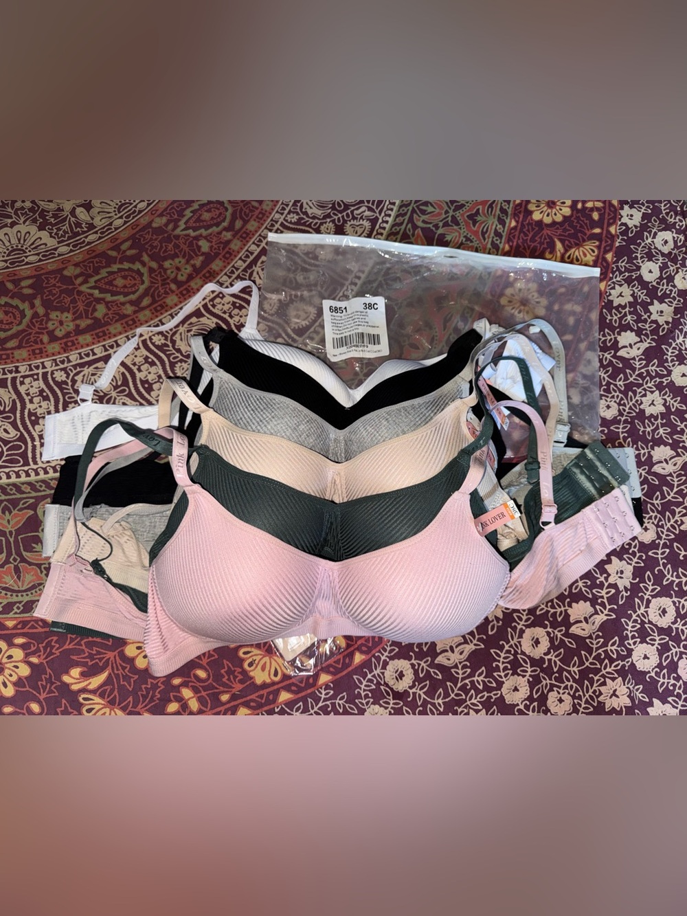 Pink Lover Ribbed Wireless Bra Set: Pink,Dark Gray,Black,Gray,Cream,White